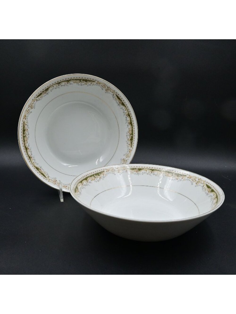 Signature Queen Anne Pattern 113 Round Serving Bowl 9 Inch Vintage China Gold